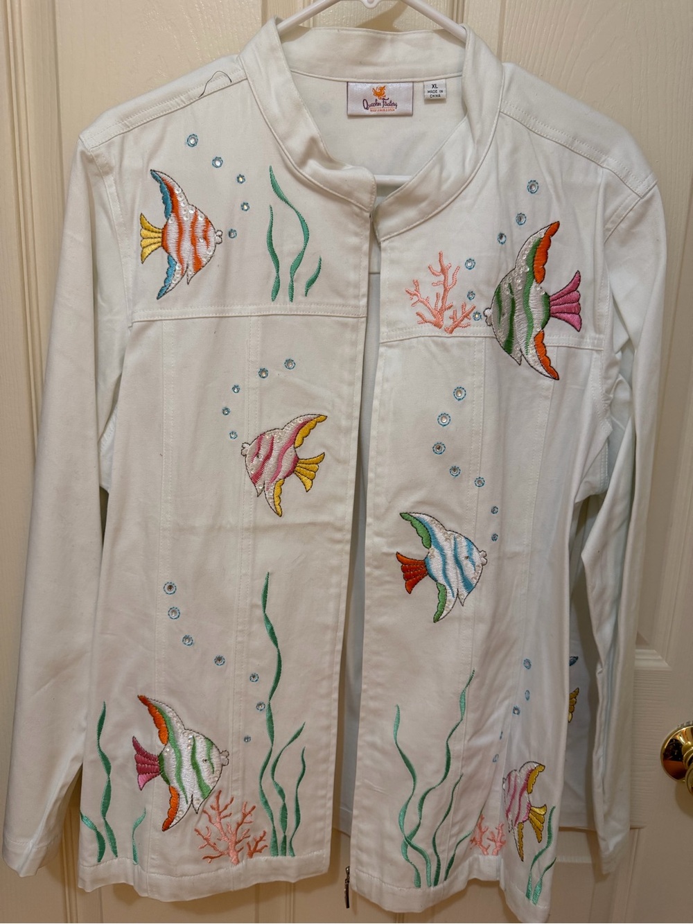 Quacker Factory White Jean Jacket with Colorful Embroidered Fish